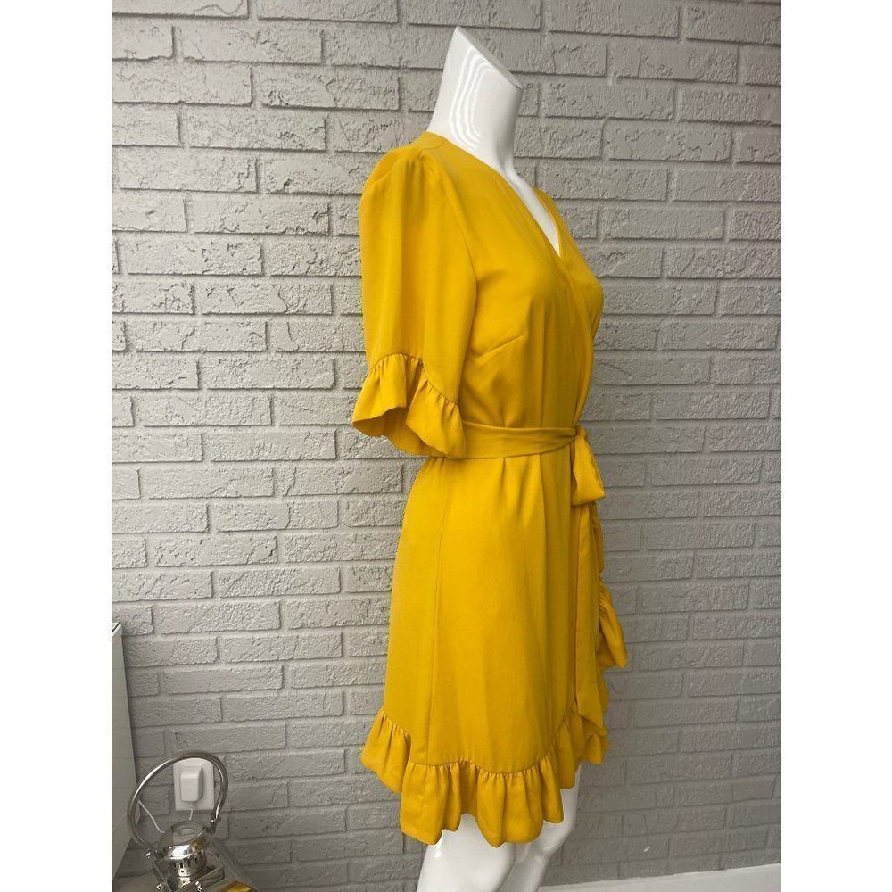 Gianni Bini Mustard Yellow Short Sleeve Wrap Dress Size M - Picture 4 of 10